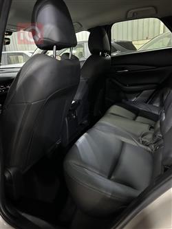 مازدا CX-30
